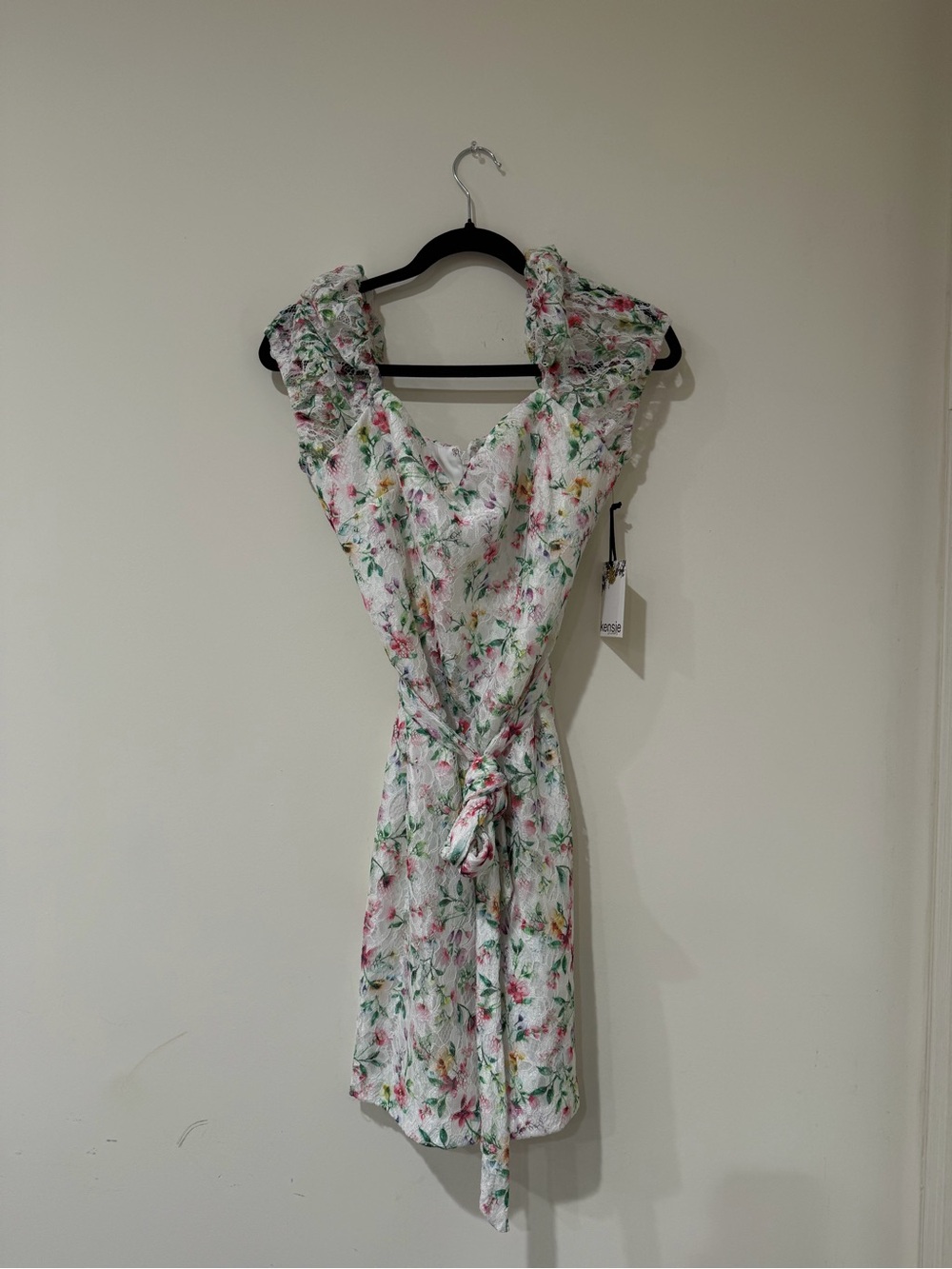 Kensie White Floral Tie-Waist Mini Dress Size 8 NWT